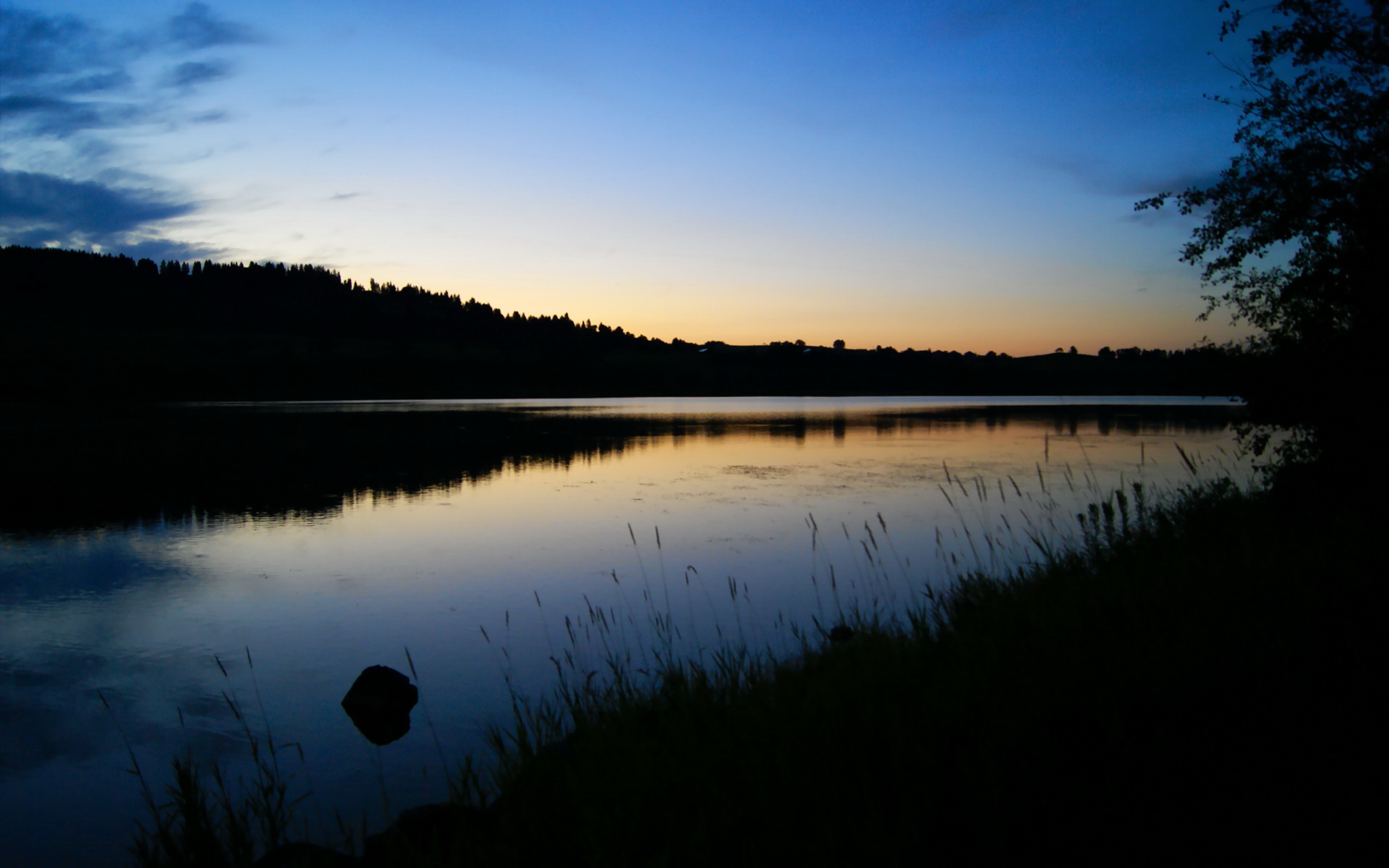 九游娱乐app-英超球队基于运动生理数据优化恢复周期策略，英超球员体能